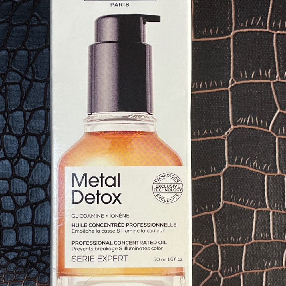 L'Oréal Professionnel  Metal Detox Anti-Breakage Hair Oil New/Sealed Box